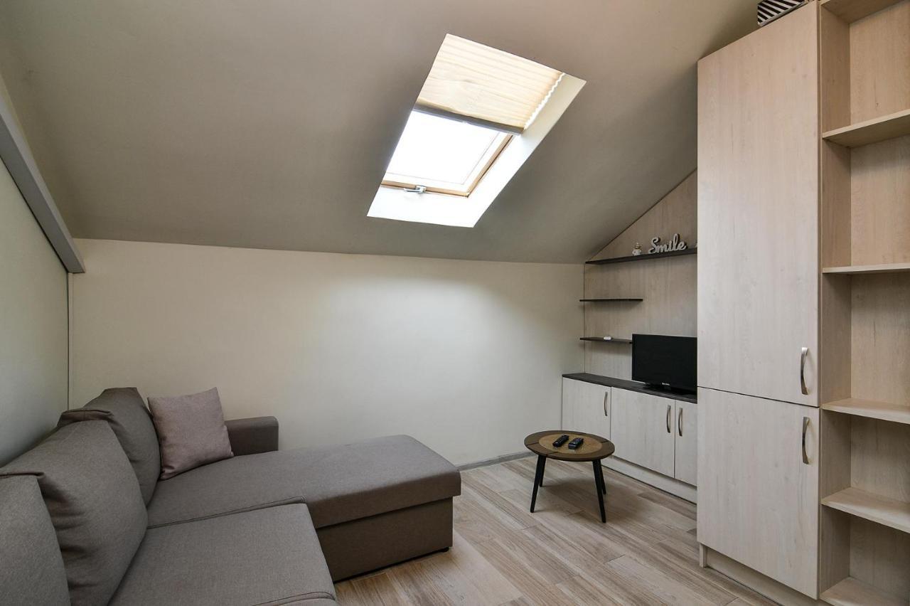 Small Studio On Budget In The Heart Of City Варна Екстер'єр фото